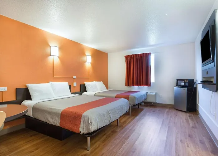 Hotel 6-lincoln, Il